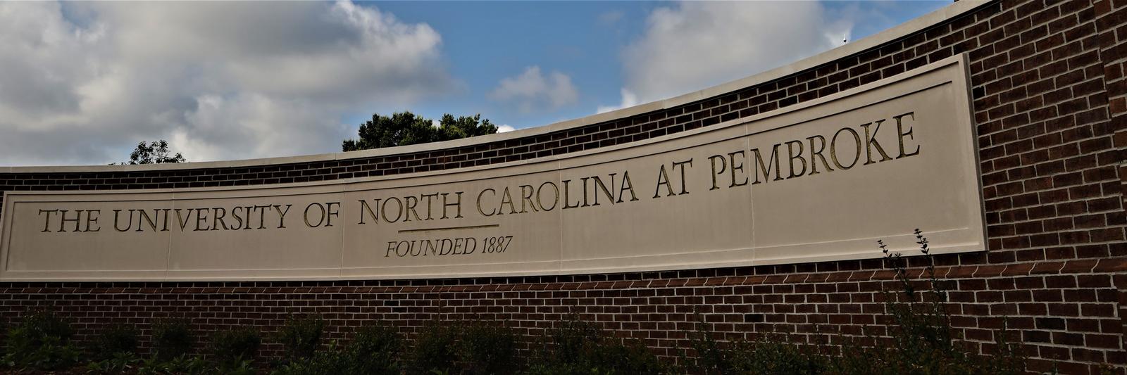 Office of Online Learning The University of North Carolina at Pembroke